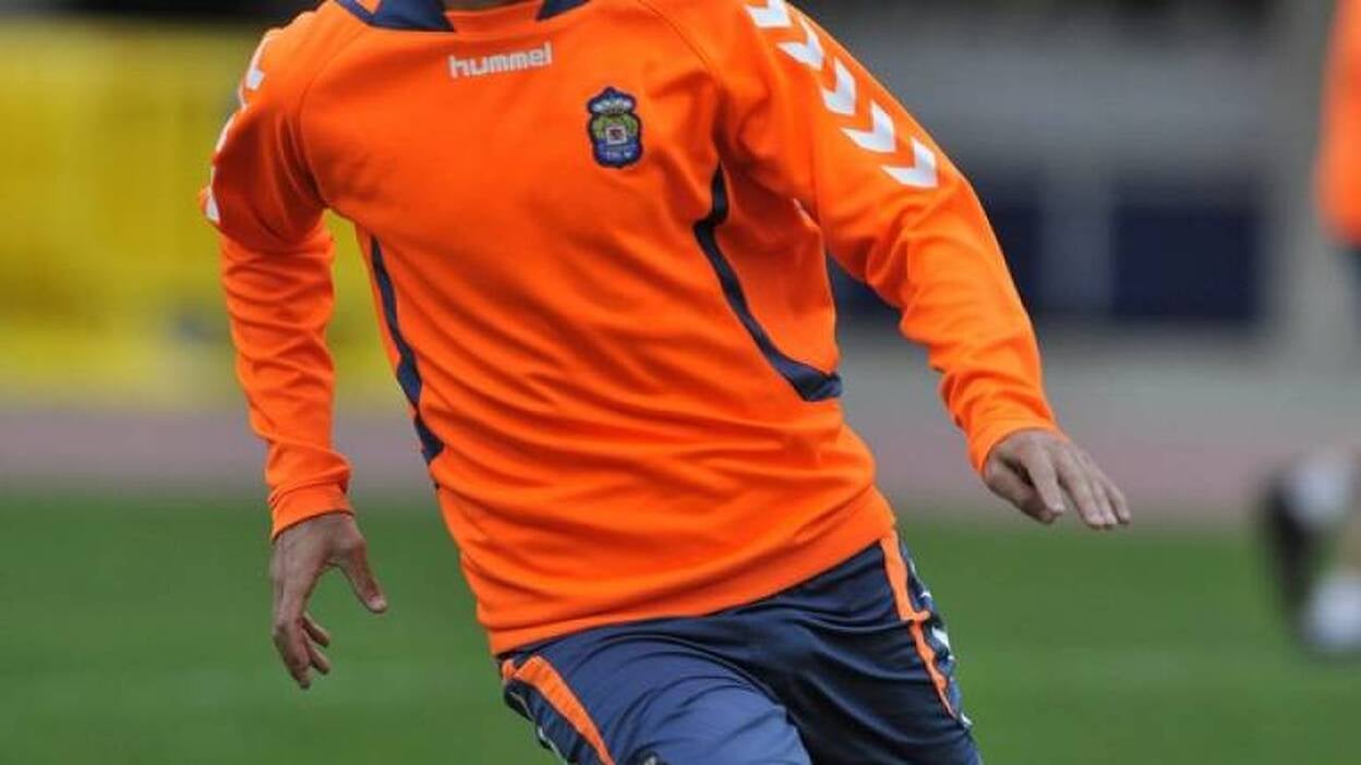 Angel: Tenemos que limpiarnos la cabeza de fantasmas"