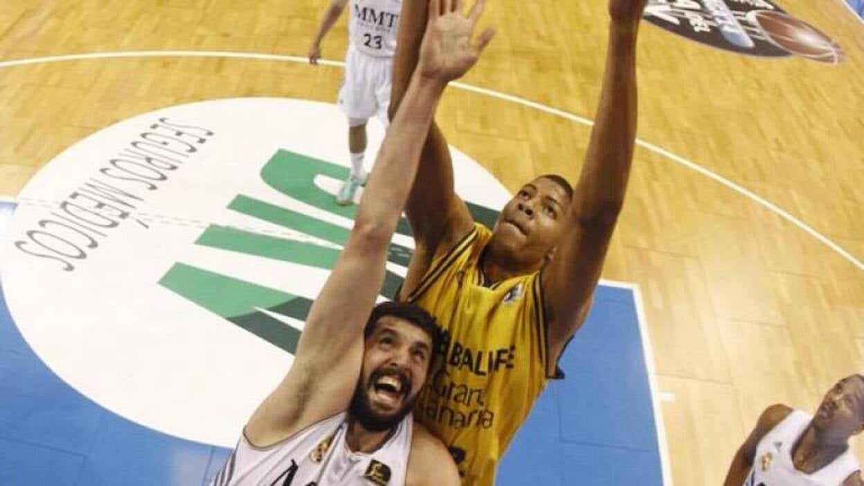 El contrato inacabado de Tavares