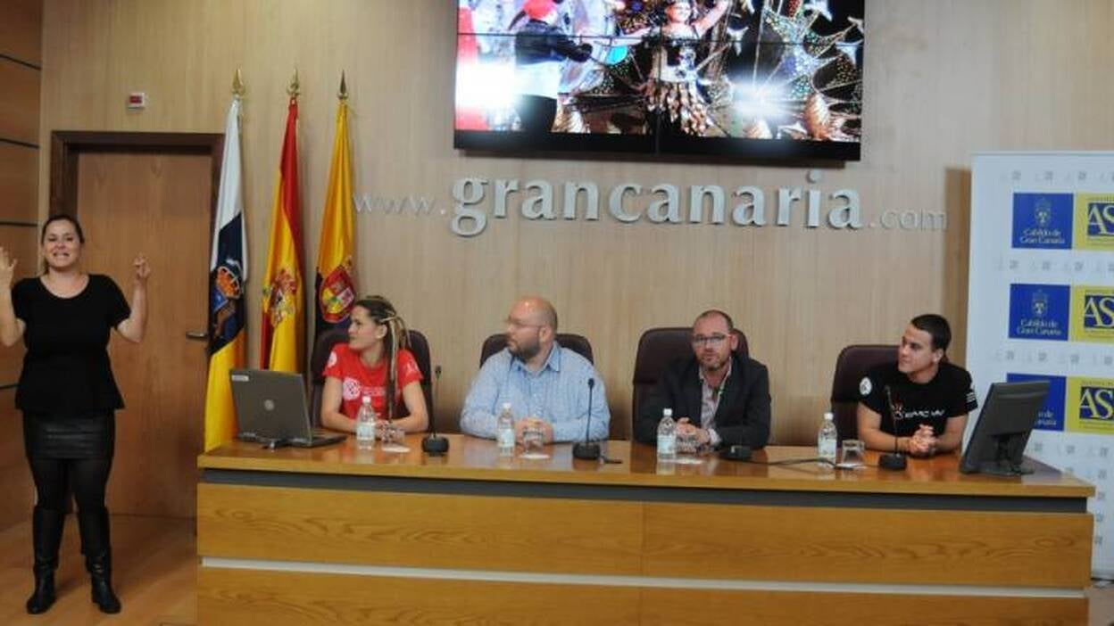 Distinción de los creadores del Mundo del Silencio