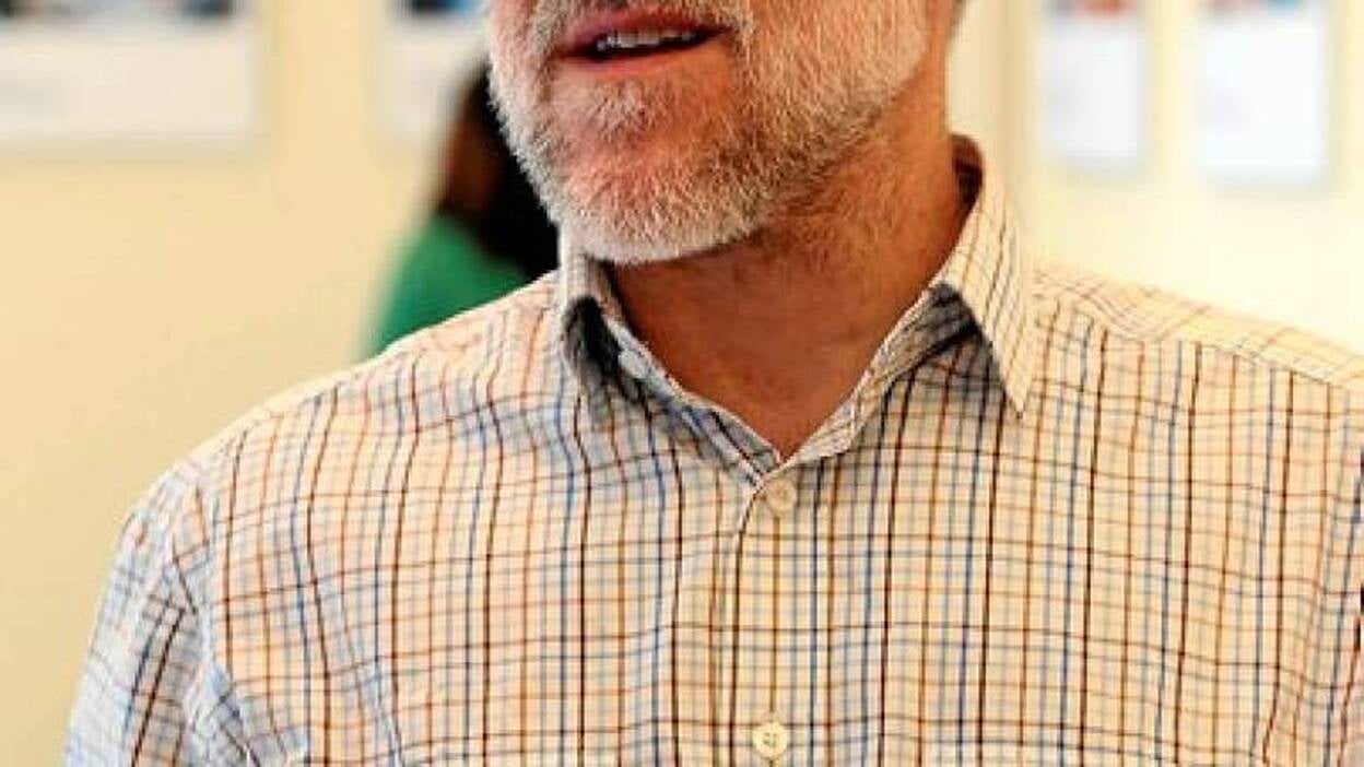 José Antonio Bastos: «El instinto solidario de los canarios es muy fuerte»