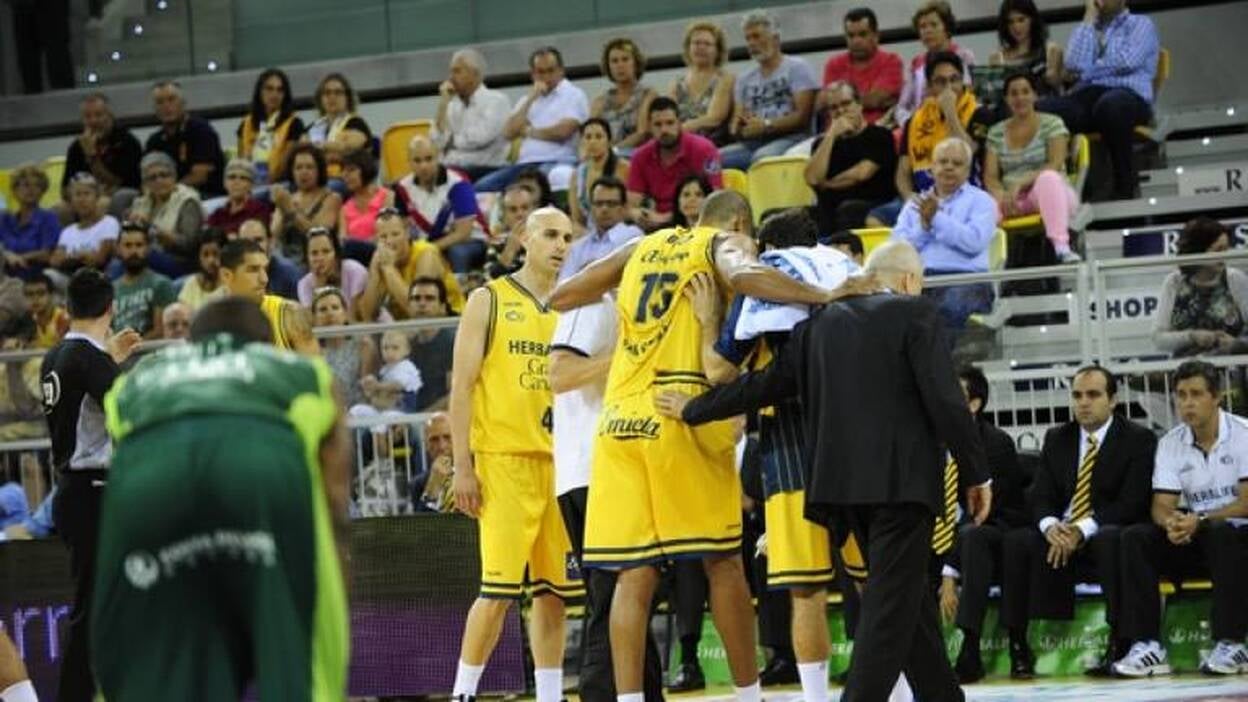 Eulis Báez se pierde finalmente la última jornada