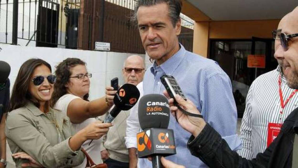 López Aguilar admite que "es un golpe duro"