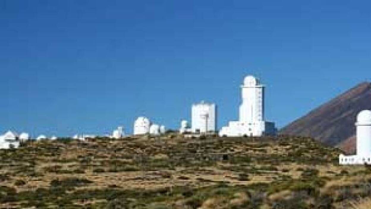 Canarias busca petróleo en la luna y las estrellas