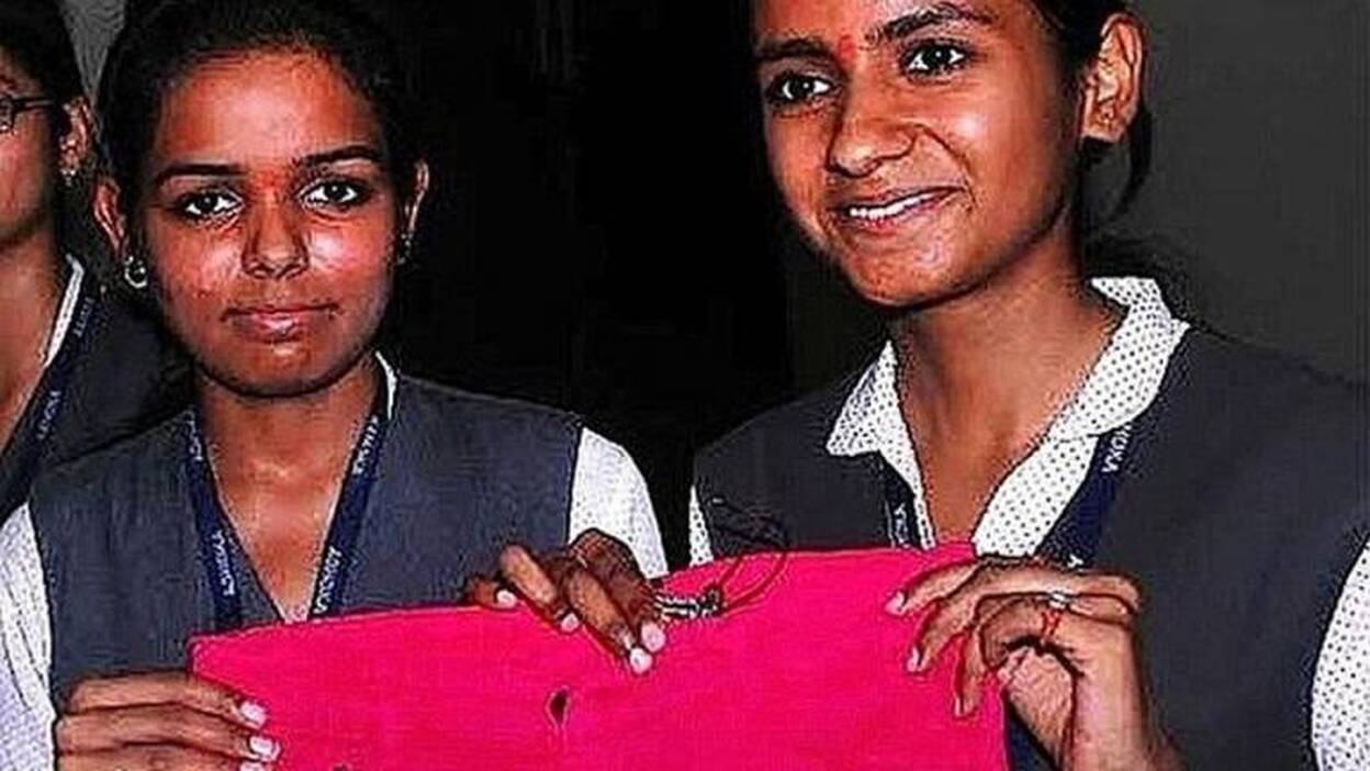 Mujeres indias inventan un pantalón antiviolación