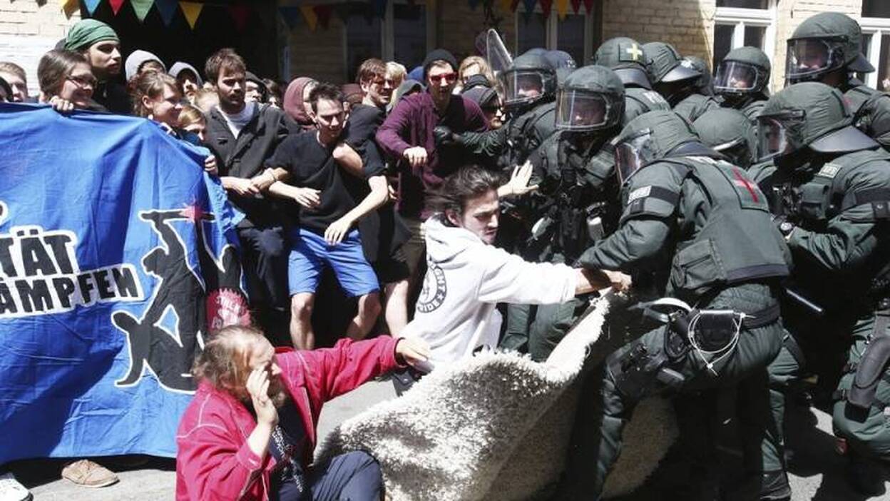 Un grupo de personas 'okupa' un edificio en Jena