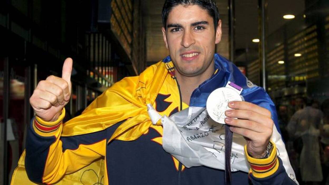 El grancanario Nicolás García sufre múltiples fracturas en un accidente de moto