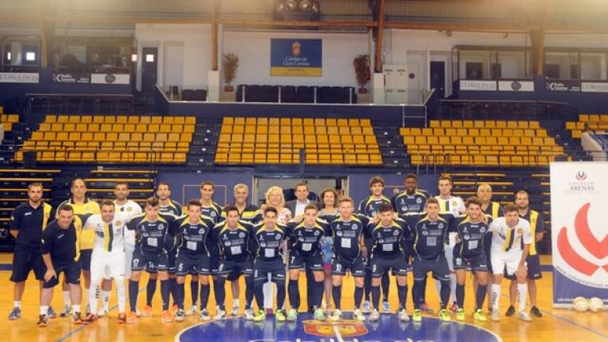 Lucas Bravo de Laguna desea suerte al GC Colegios Arenas