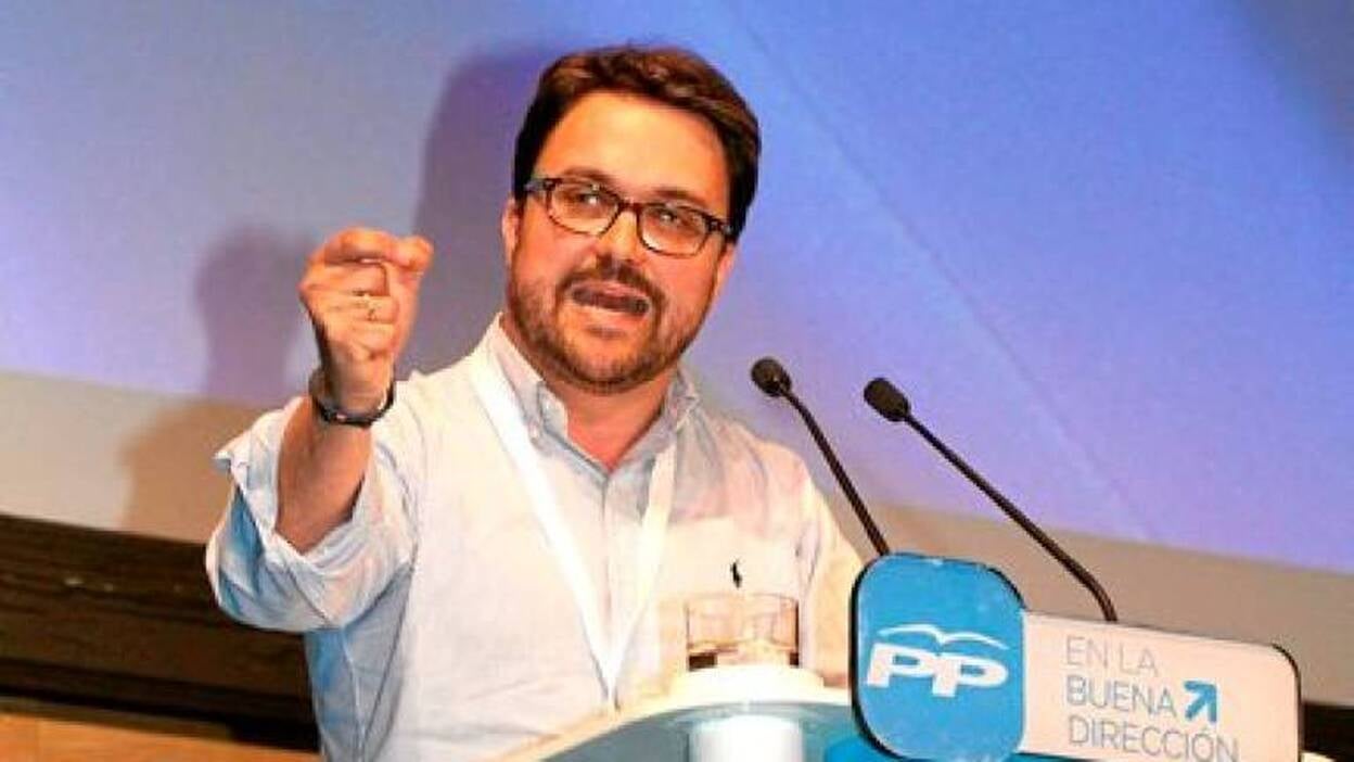 Asier Antona y Bento alargan el pulso por la candidatura