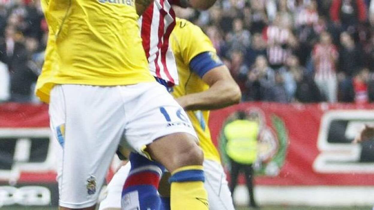 Punto en Gijón para blindar el liderato (1-1)