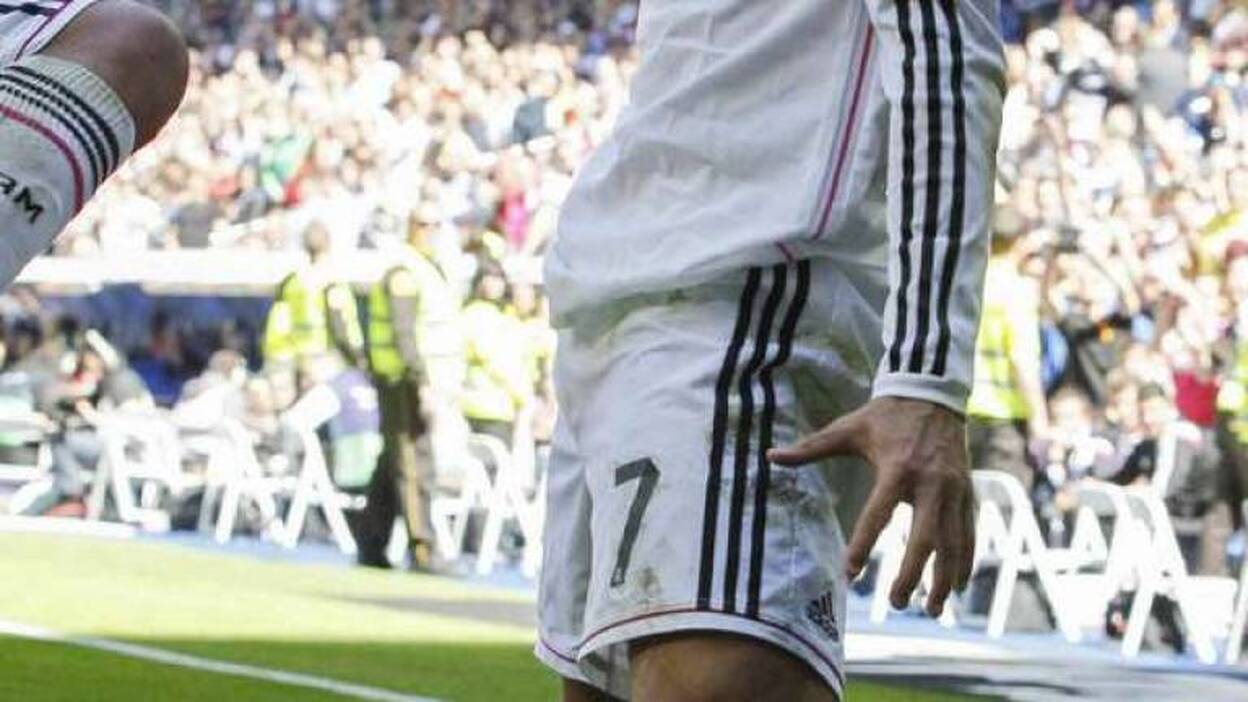 El Real Madrid golea al Granada 9-1