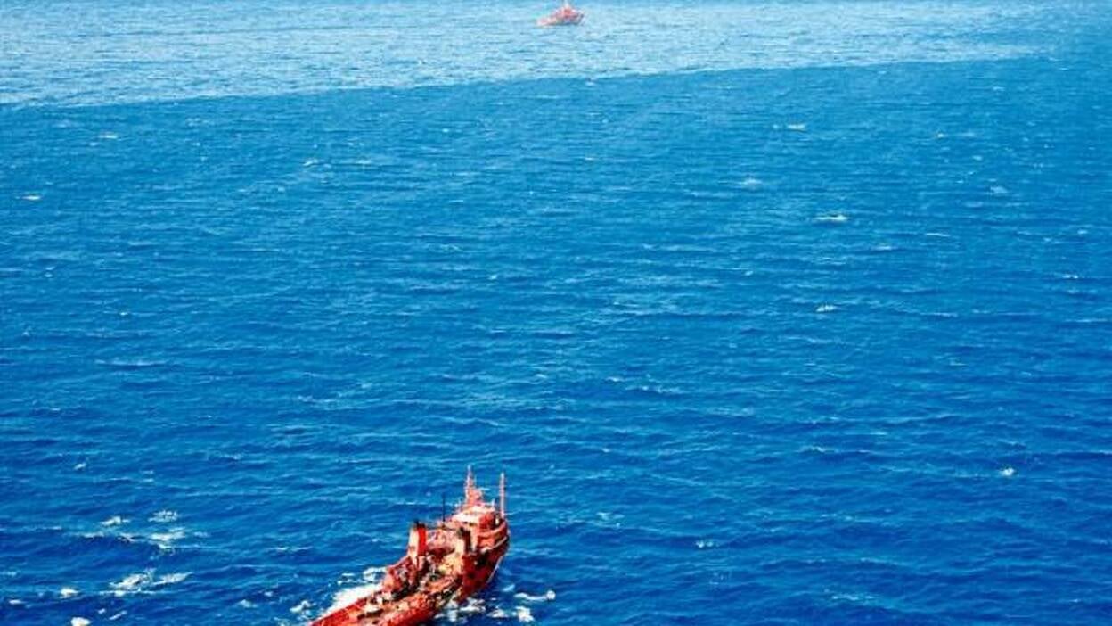 Fomento extraerá el fuel