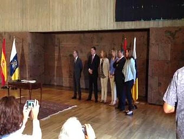 Toma de posesión de Santiago Negrín