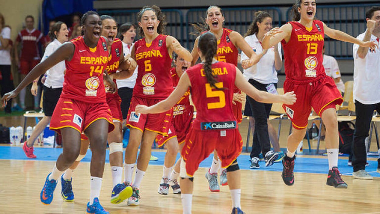 Las canarias Cáceres, Diallo y Cazorla, campeonas de Europa sub-18