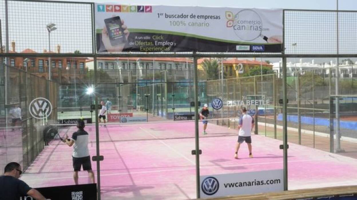 Ni la lluvia frena el ritmo de la competición