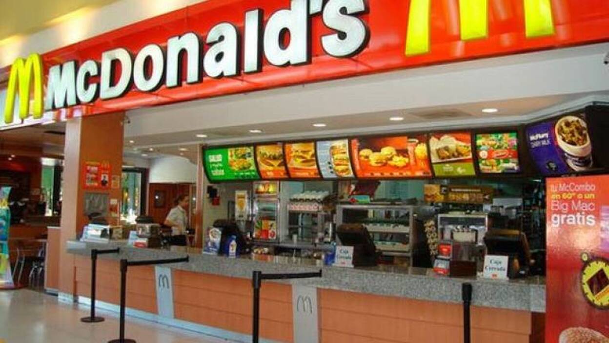 McDonald's se disculpa tras prohibir a los empleados alimentar a los sin techo