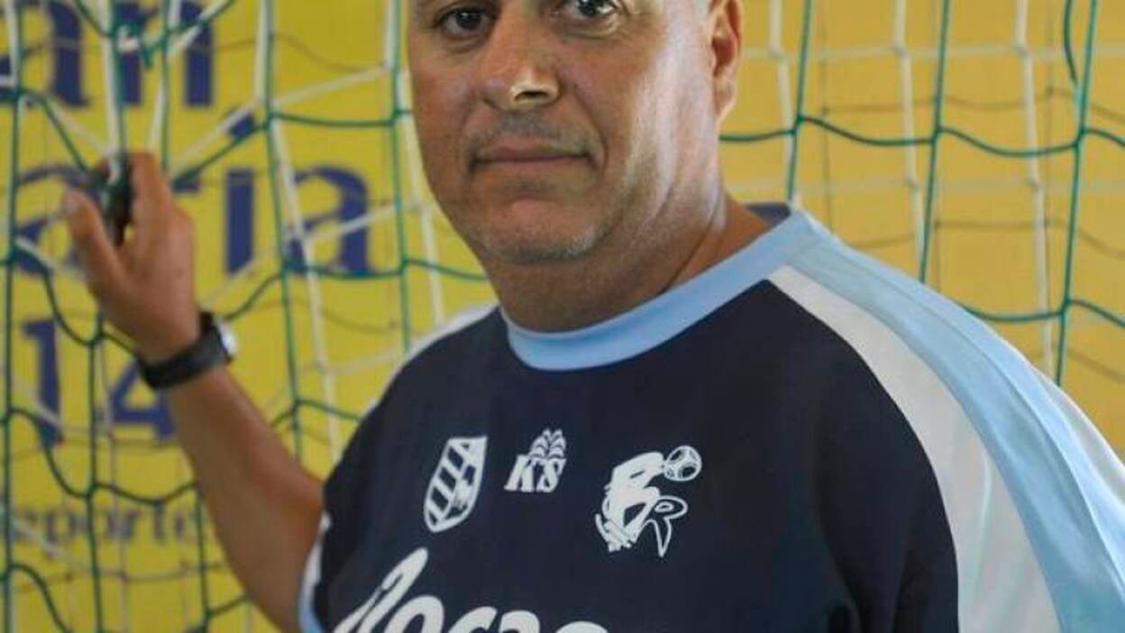 Paco Santana: «Las chicas están con ganas de revancha»