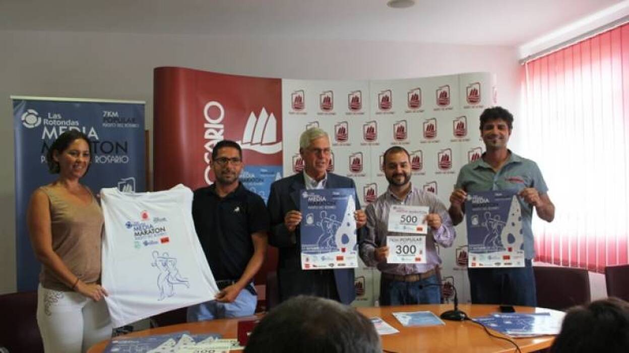 La Media Maratón Puerto del Rosario, en la línea de salida