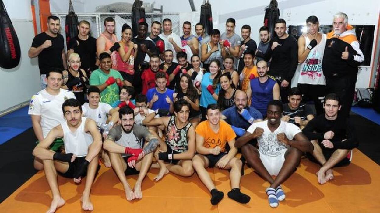 Feluco presume de gran familia