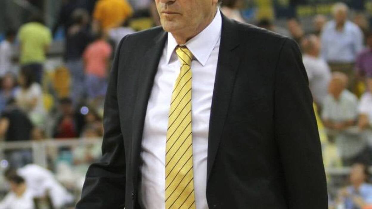 García Reneses: «Tiene mérito que seamos favoritos para jugar la Copa»