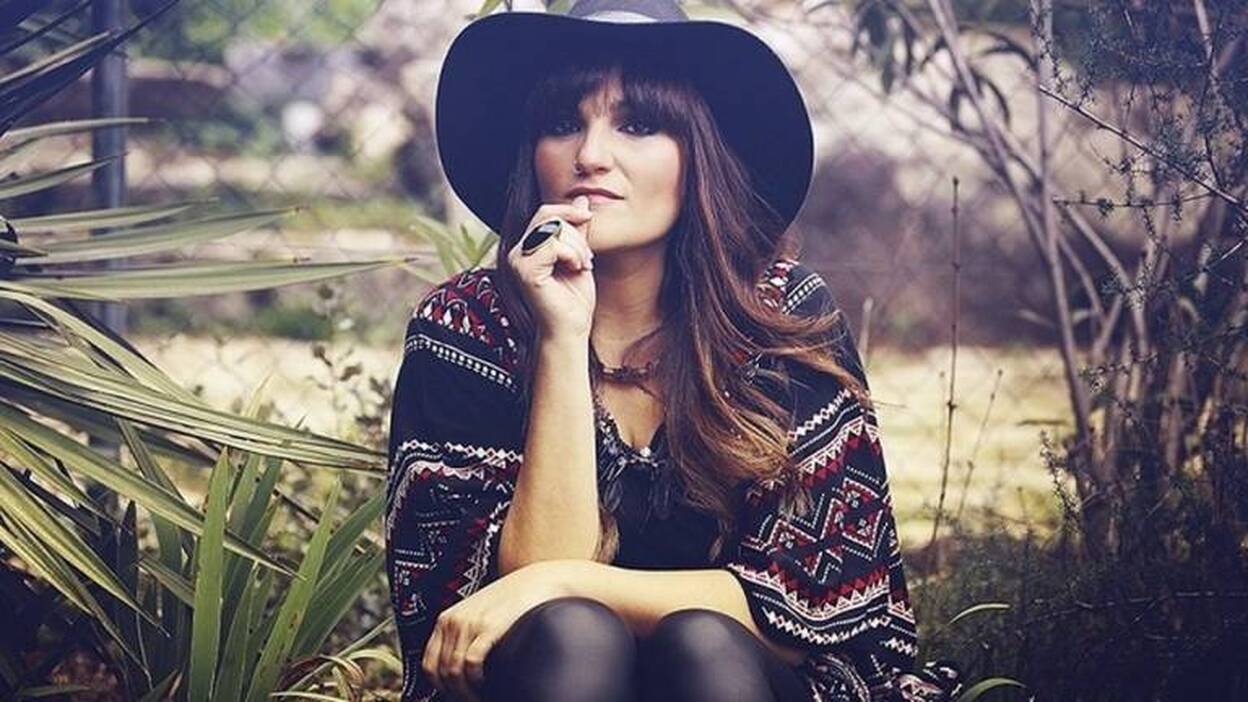 Rozalén adelanta un día su actuación en El Batel programada para octubre