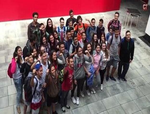 Los alumnos del IES Las Huesas visitan CANARIAS7