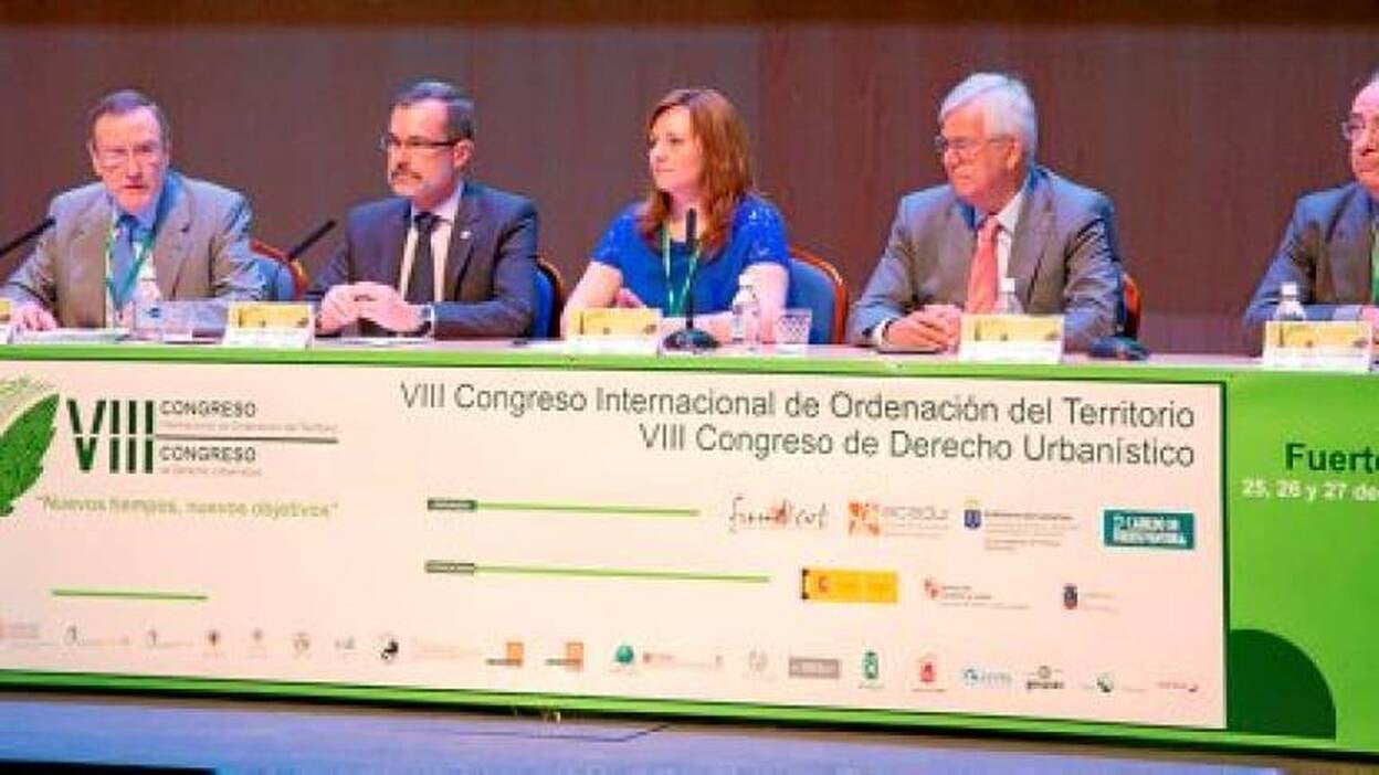 La Plataforma contra la ley del suelo piden negociar con el Gobierno