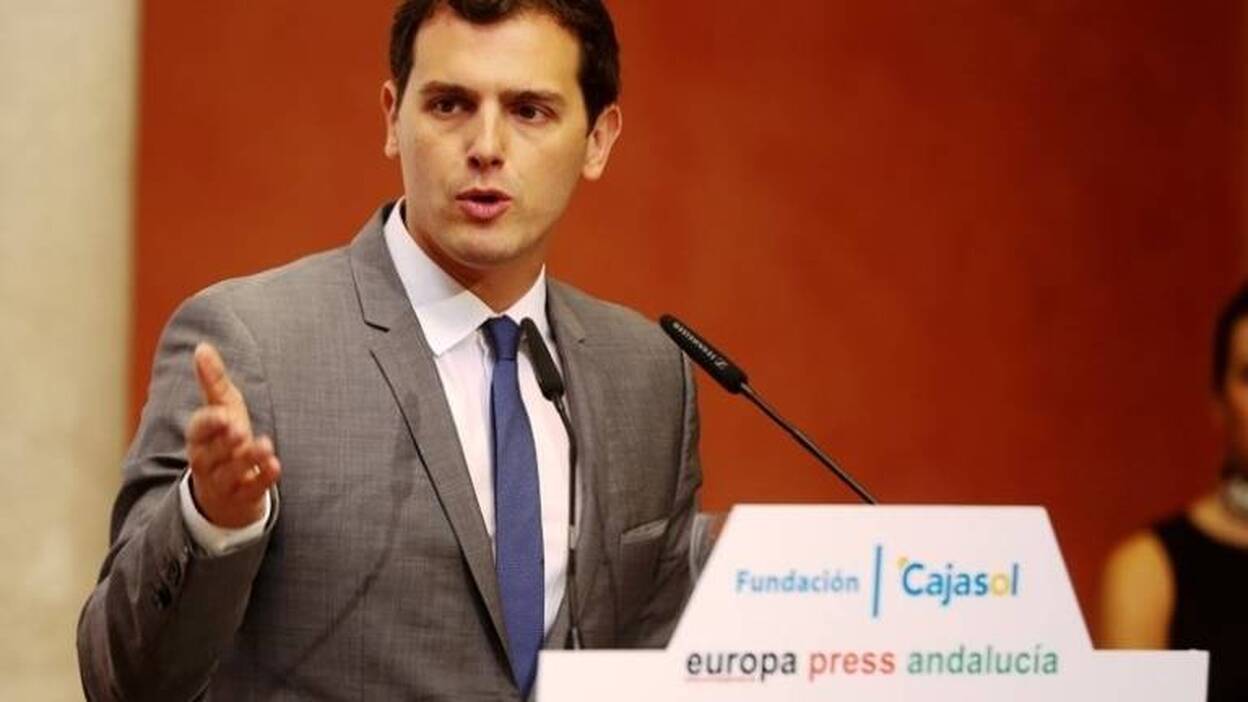 Rivera defiende que C's rechaza la muerte del Toro de la Vega y encuadra la abstención en el "formalismo" del decreto