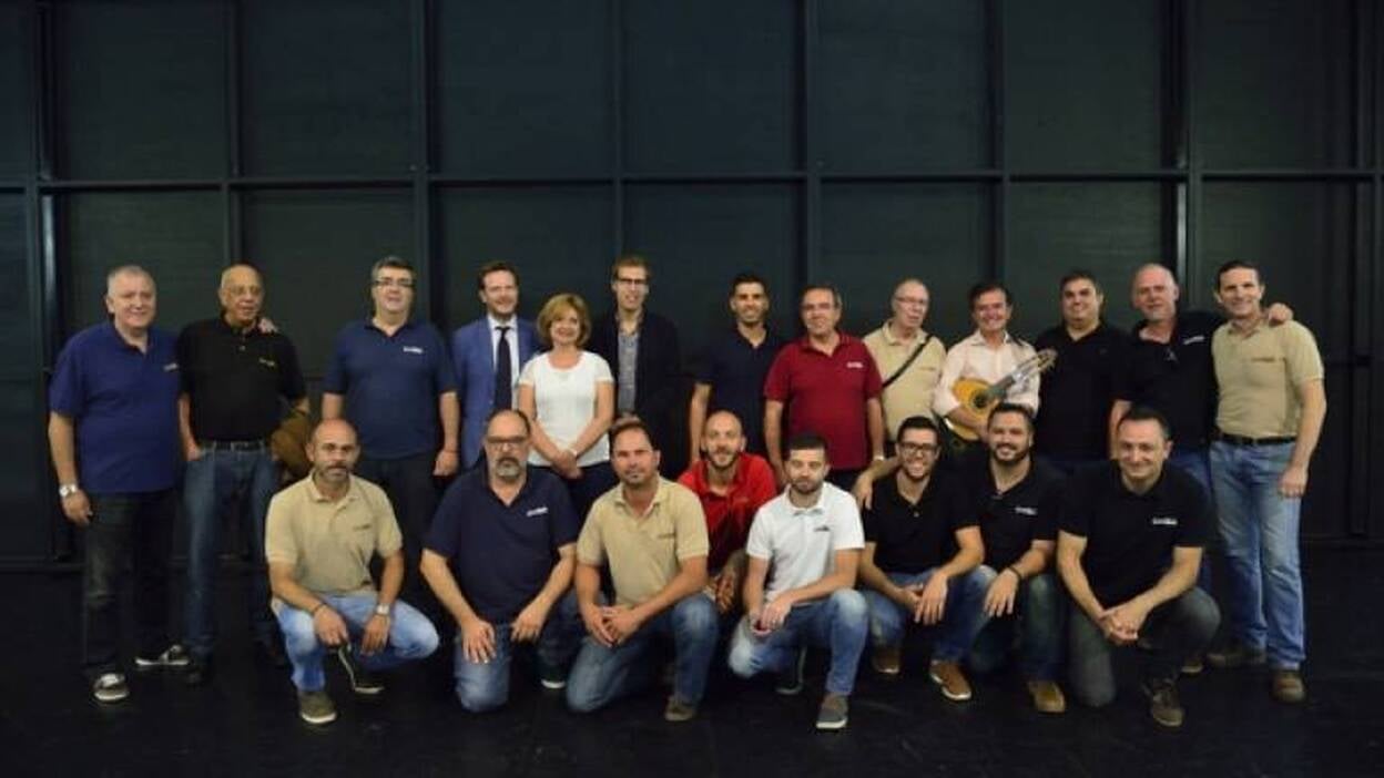 Los Gofiones presenta su último trabajo compartiendo escenario con el público canario