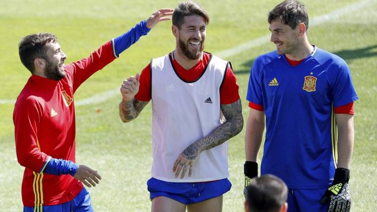 'La Roja' entrena de buen humor