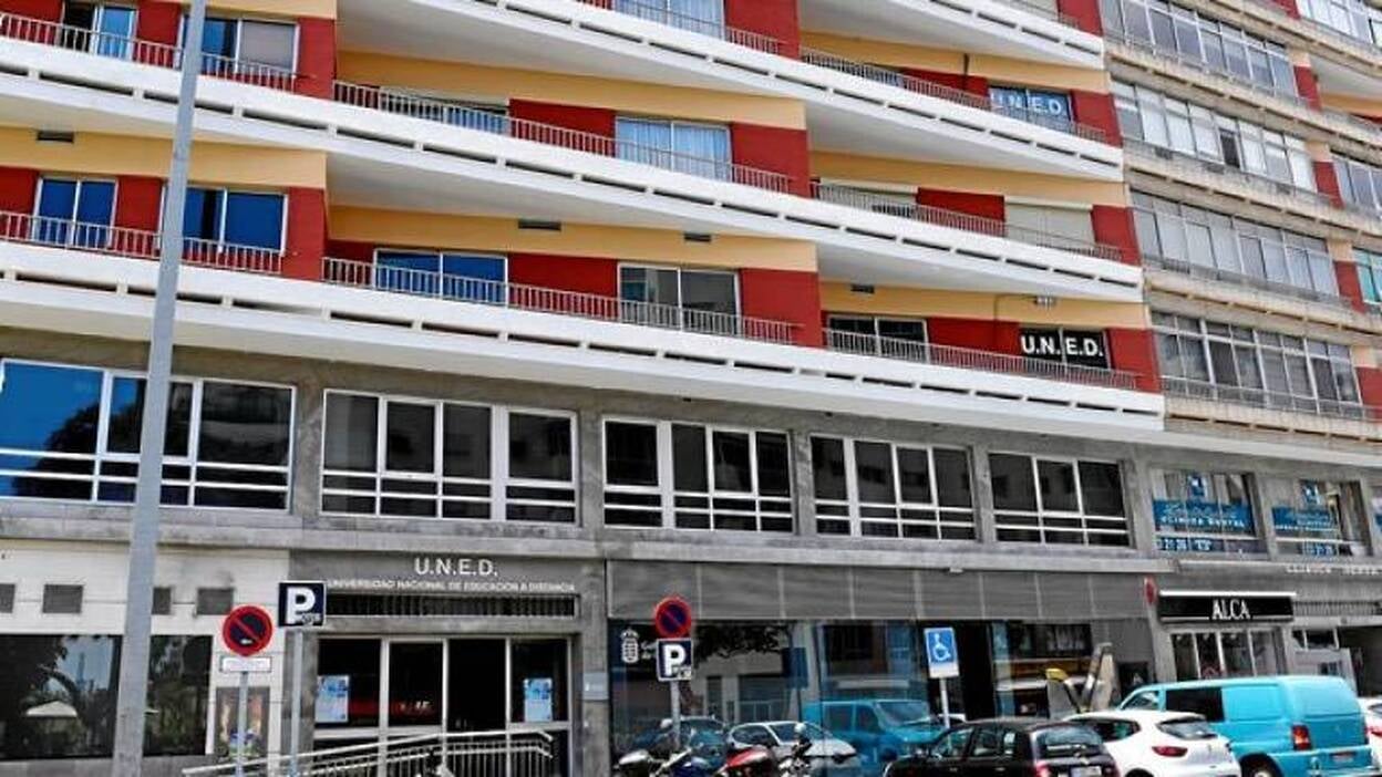 La UNED, una universidad a la caza de los nativos digitales