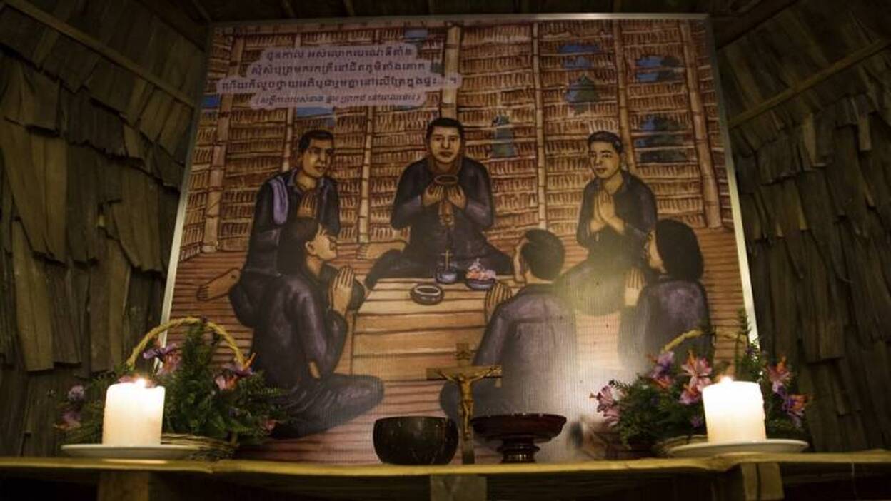 Católicos camboyanos buscan sus mártires entre las víctimas del genocidio