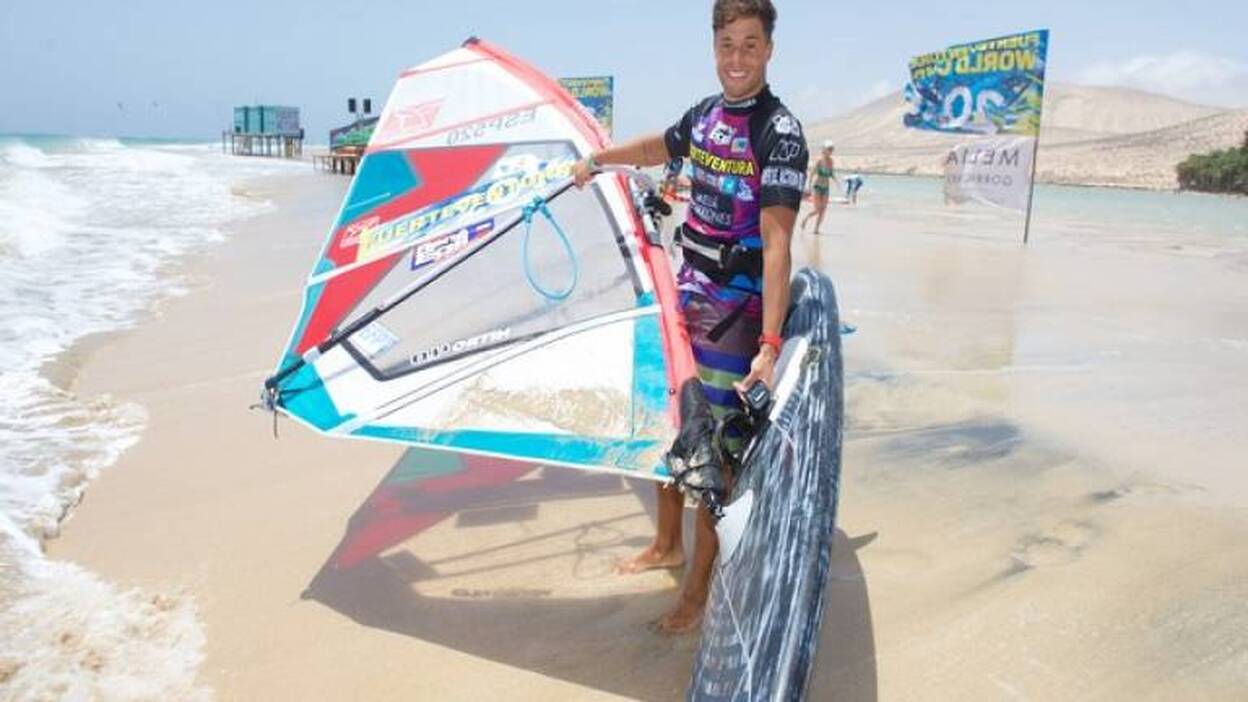 Manu y el sueño del windsurf