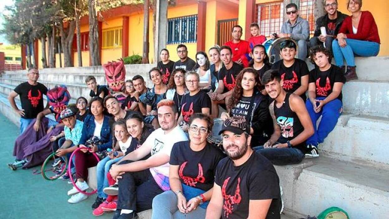 Los demonios salen a la calle