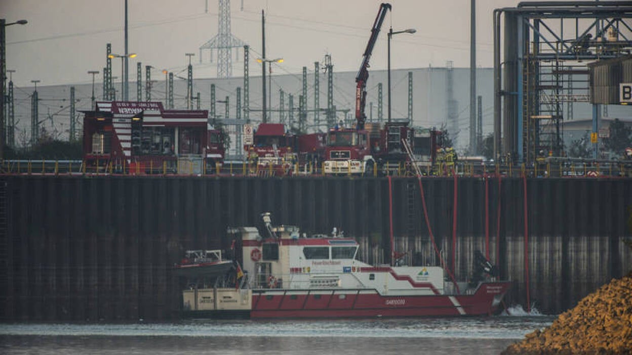 Una persona continúa desaparecida tras explosión de planta química alemana
