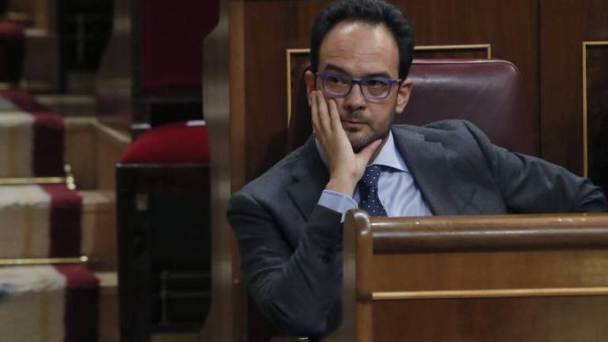 Hernando avisa a Rajoy de que el PSOE "vigilará cada paso que dé"