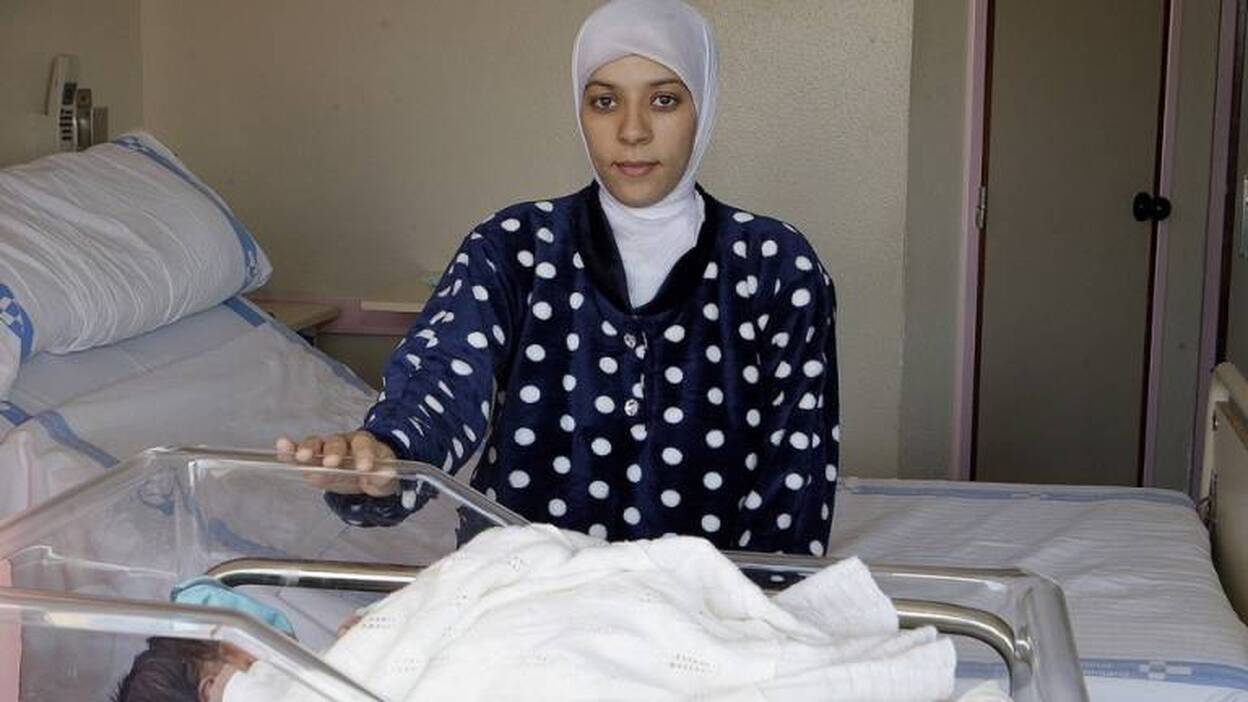 Melilla dobla la tasa de natalidad por los partos de extranjeras