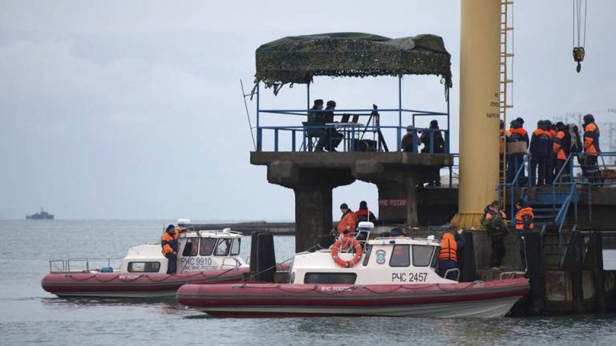 Hallan el fuselaje del avión militar ruso siniestrado en el mar Negro