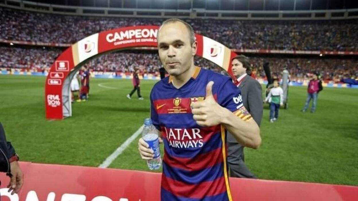 Iniesta: "Tengo la ilusión desde hace mucho tiempo de retirarme en el Barcelona"