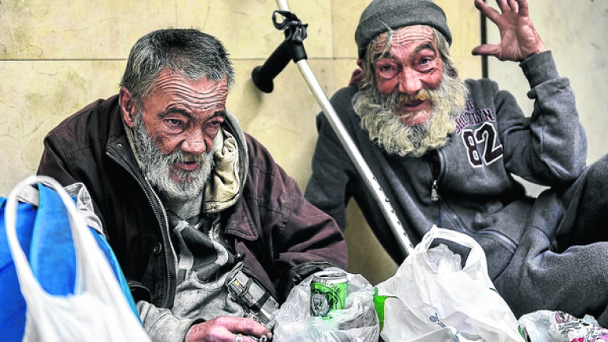 Un cuarto de siglo viviendo al raso