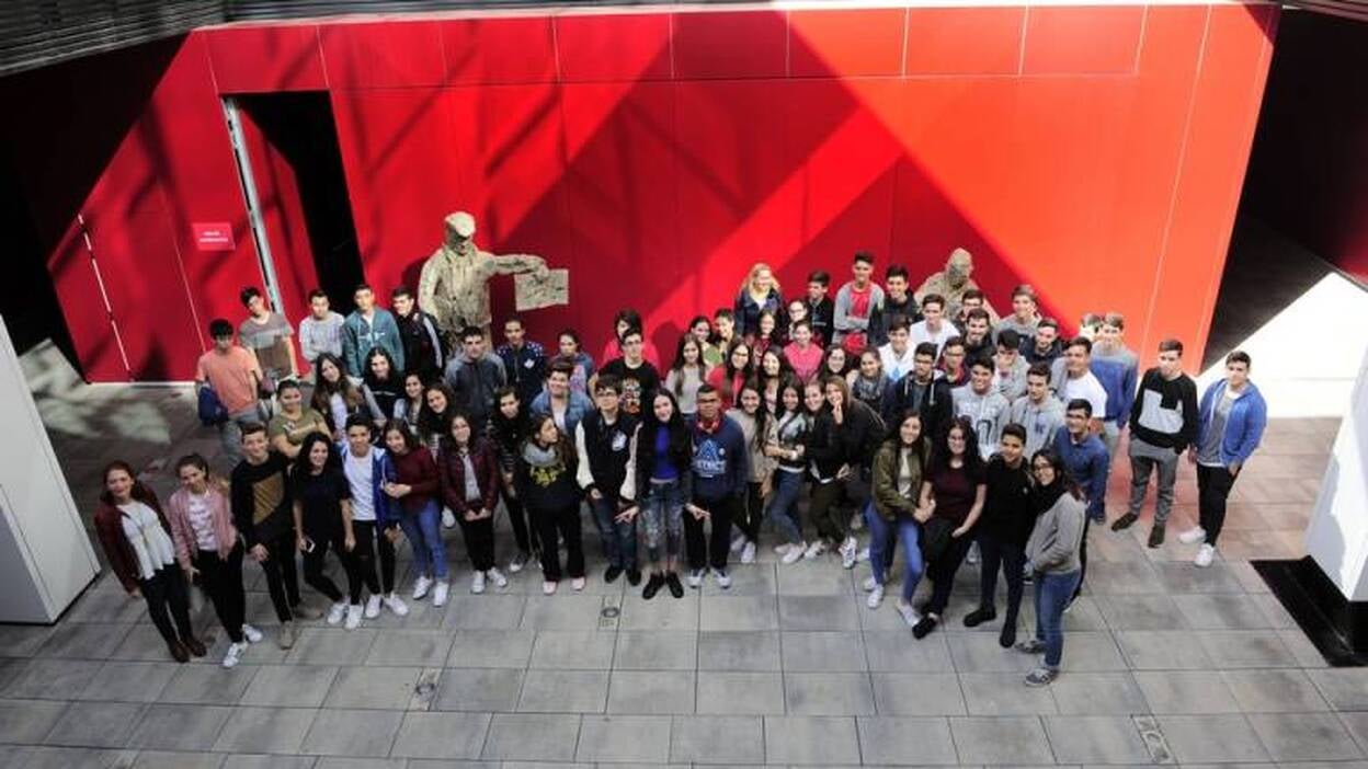 Visita del IES Guanarteme a CANARIAS7