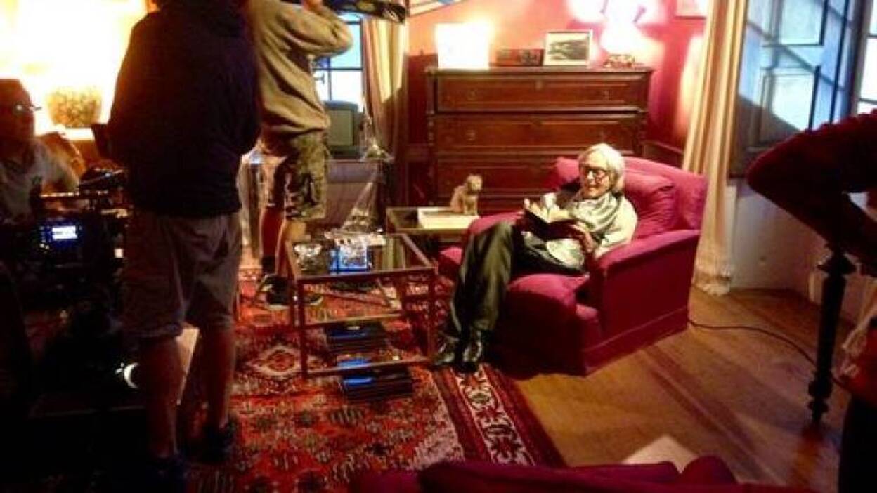 Dámaso se desprende de su obra