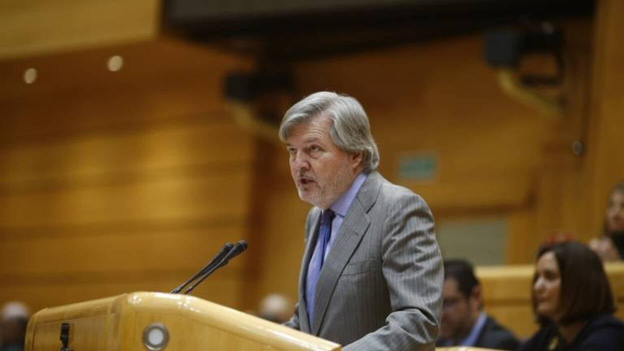 Méndez de Vigo propone a las comunidades un pacto de financiación educativa