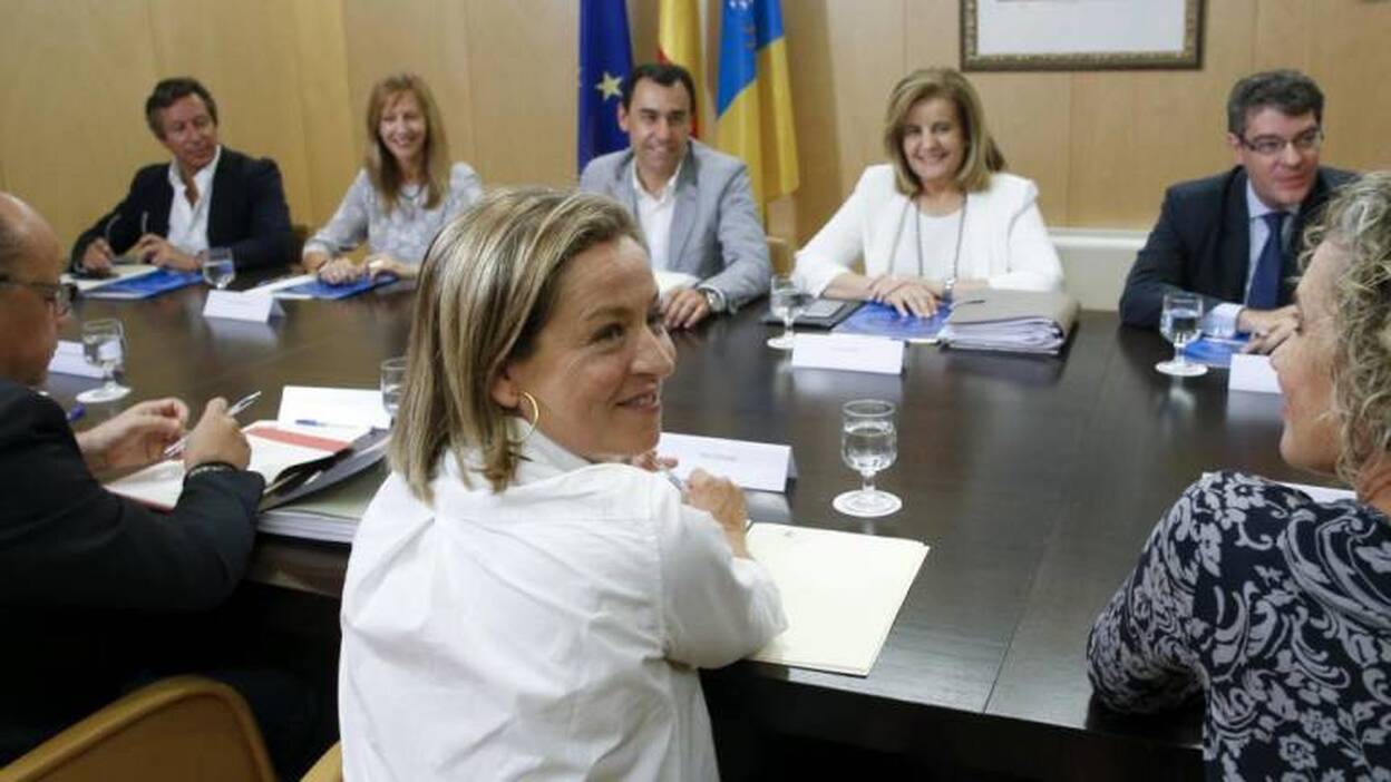 Montoro acepta separar el REF de la financiación