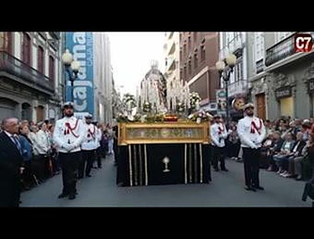 Canto de alabanza a Los Dolores de Triana