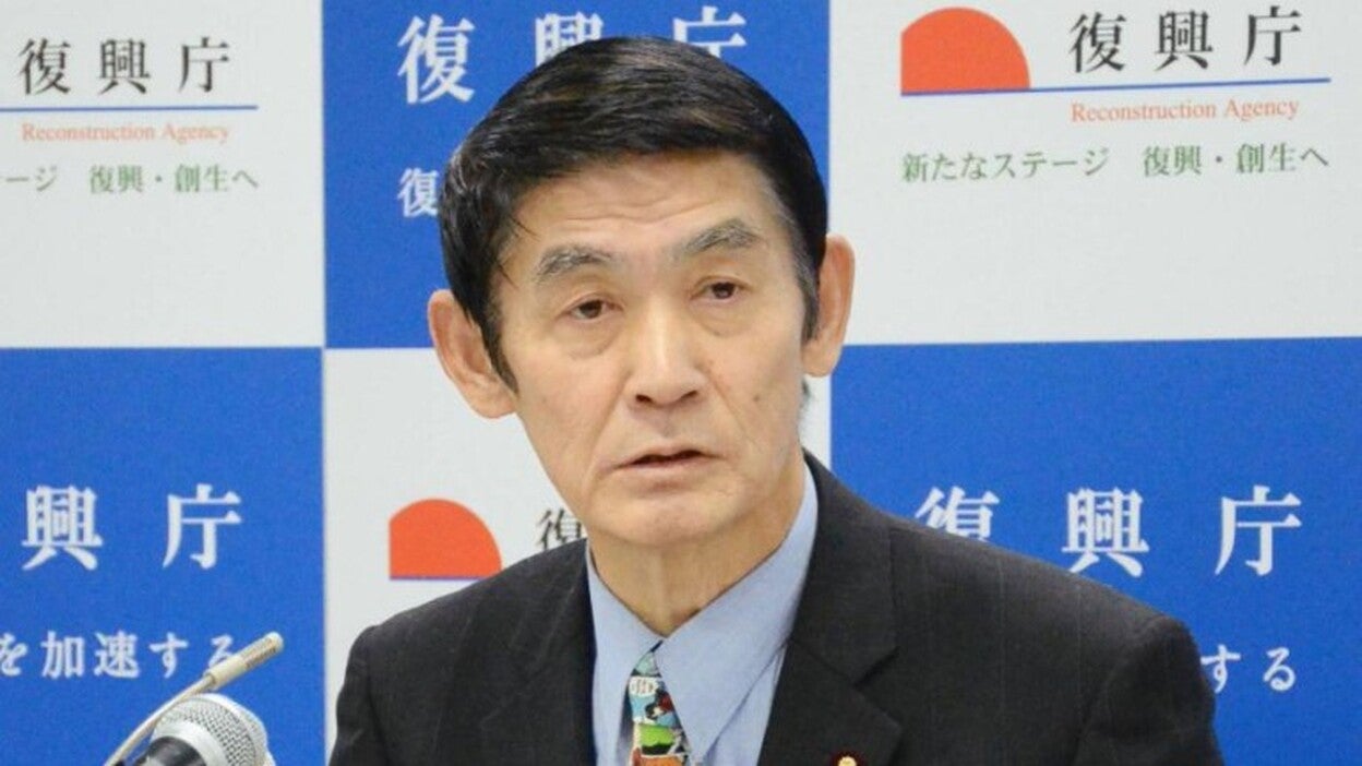 Dimite por unas declaraciones sobre Fukushima