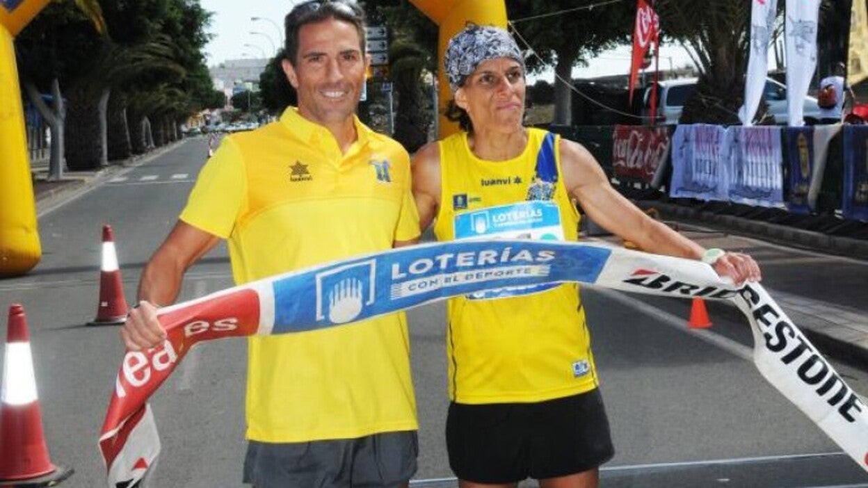 Juan Ramos y Anna Riera imponen su ley en Vecindario