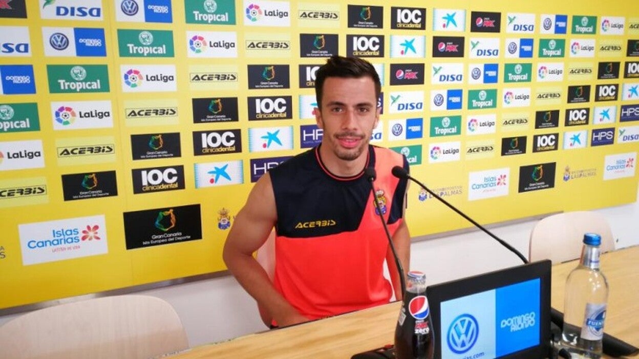 Hernán cree que la UD puede sacar un equipo competitivo en Gijón