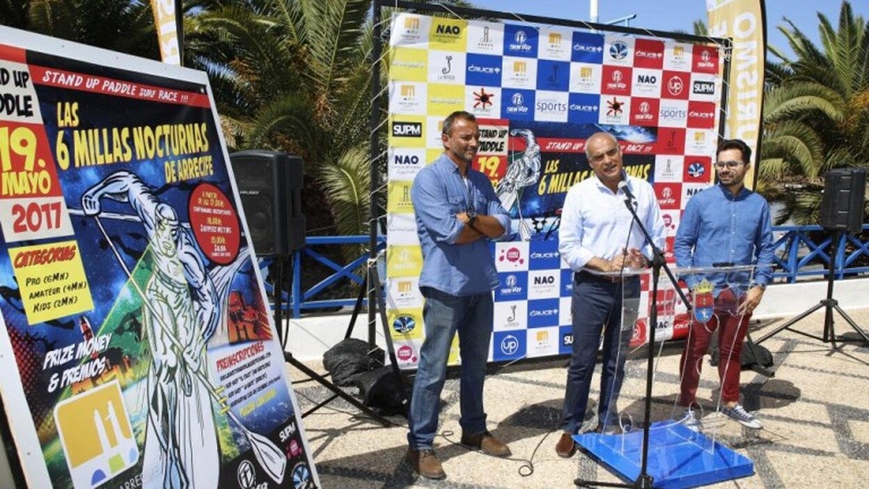 Surf a remo en el Charco de San Ginés