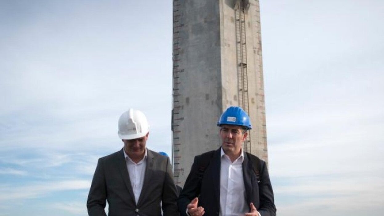 El primer molino eólico autoinstalable en el mar se desarrolla en la Isla