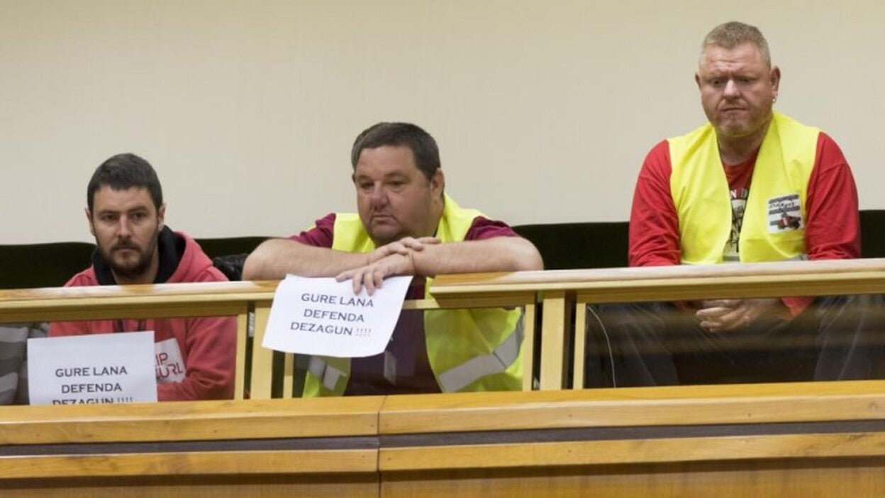 Estibadores y patronal se reúnen el lunes para evitar la huelga